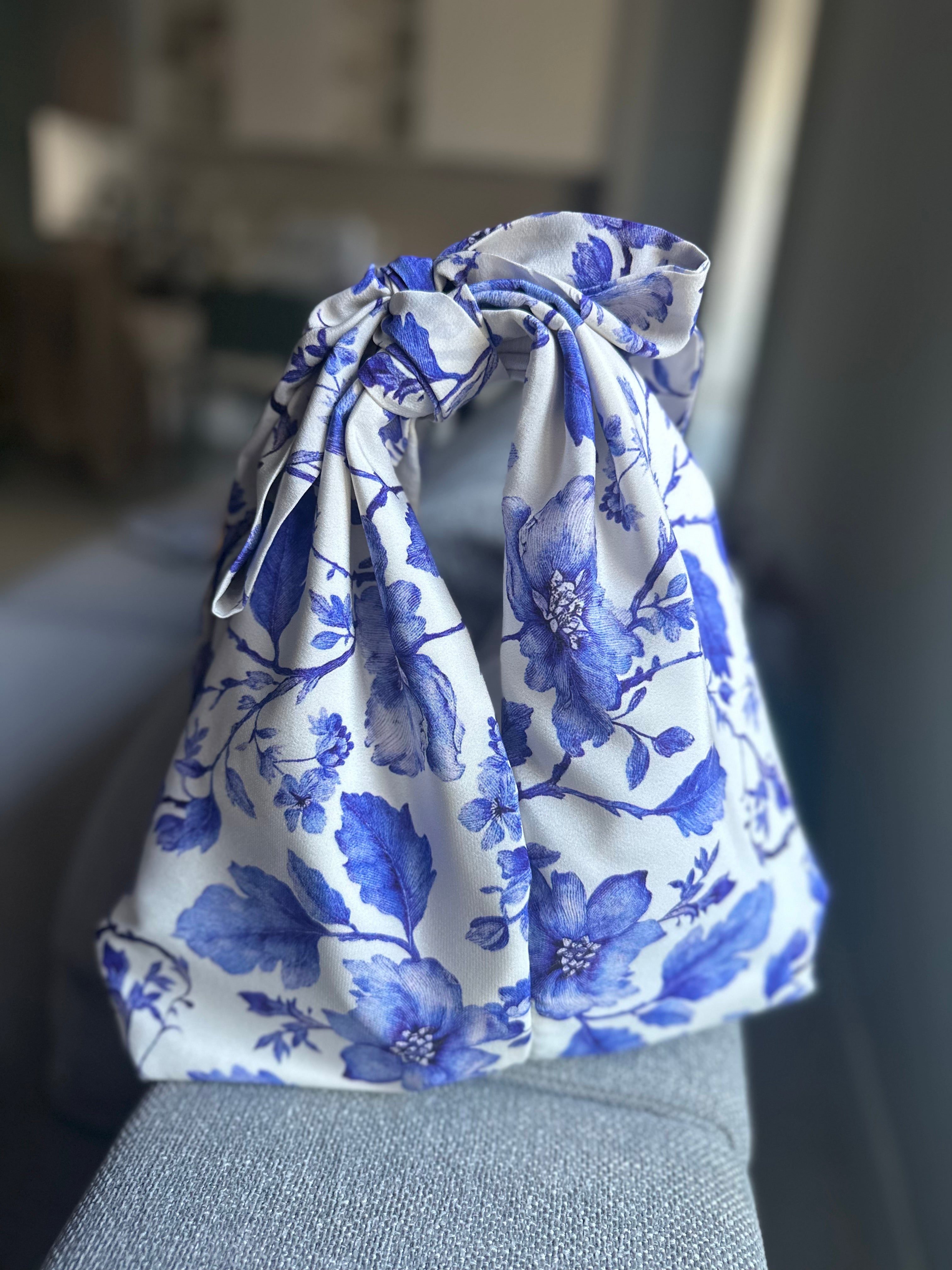 Fleur de Bleu Medium Bag