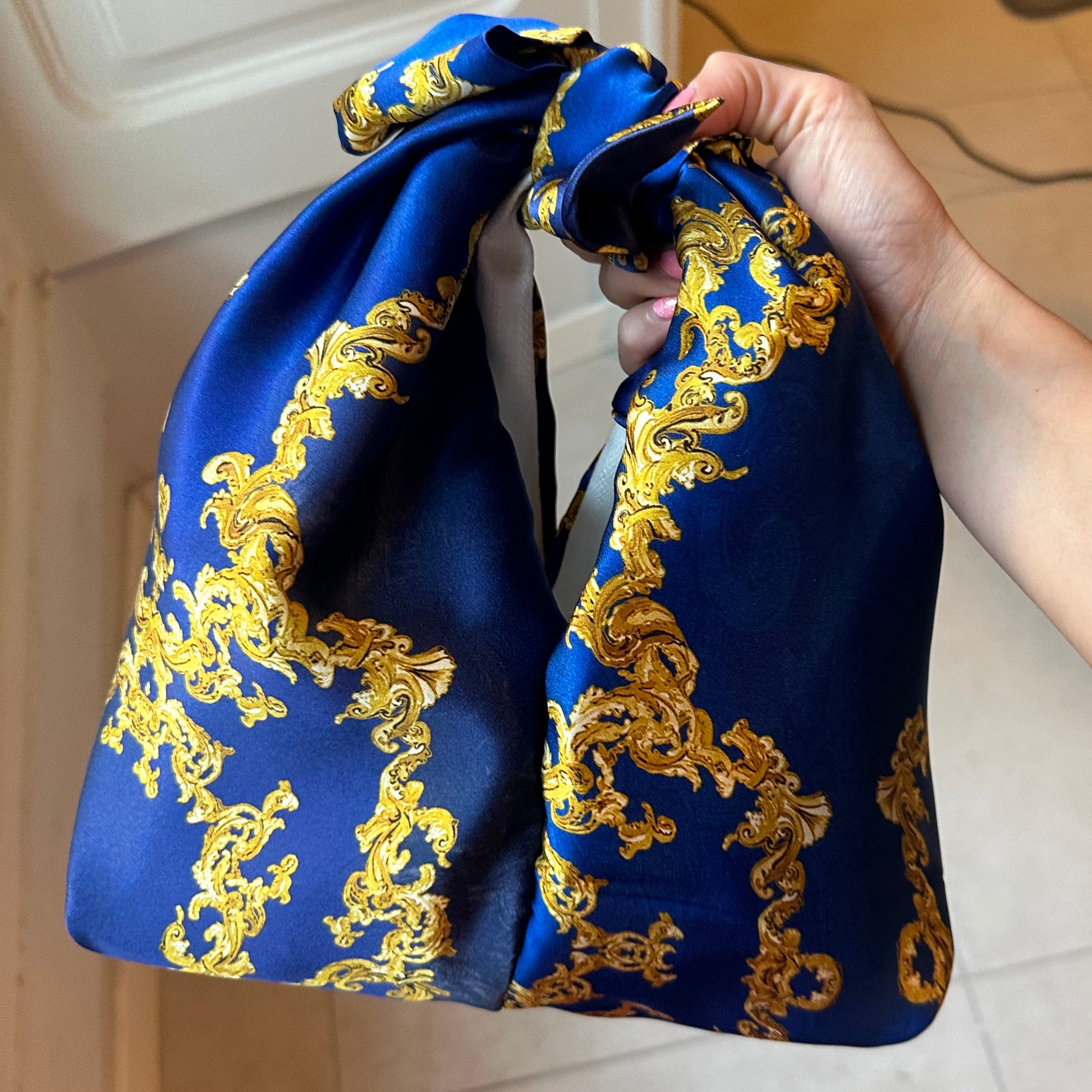 Royal Blue Damask Medium Bag